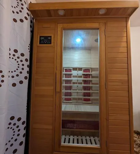 Dvougenerační Dům Se Zahradou Apartamento *